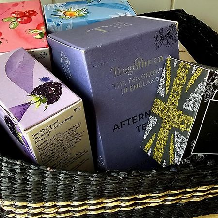 Davenford Burford Bed & Breakfast Bagian luar foto